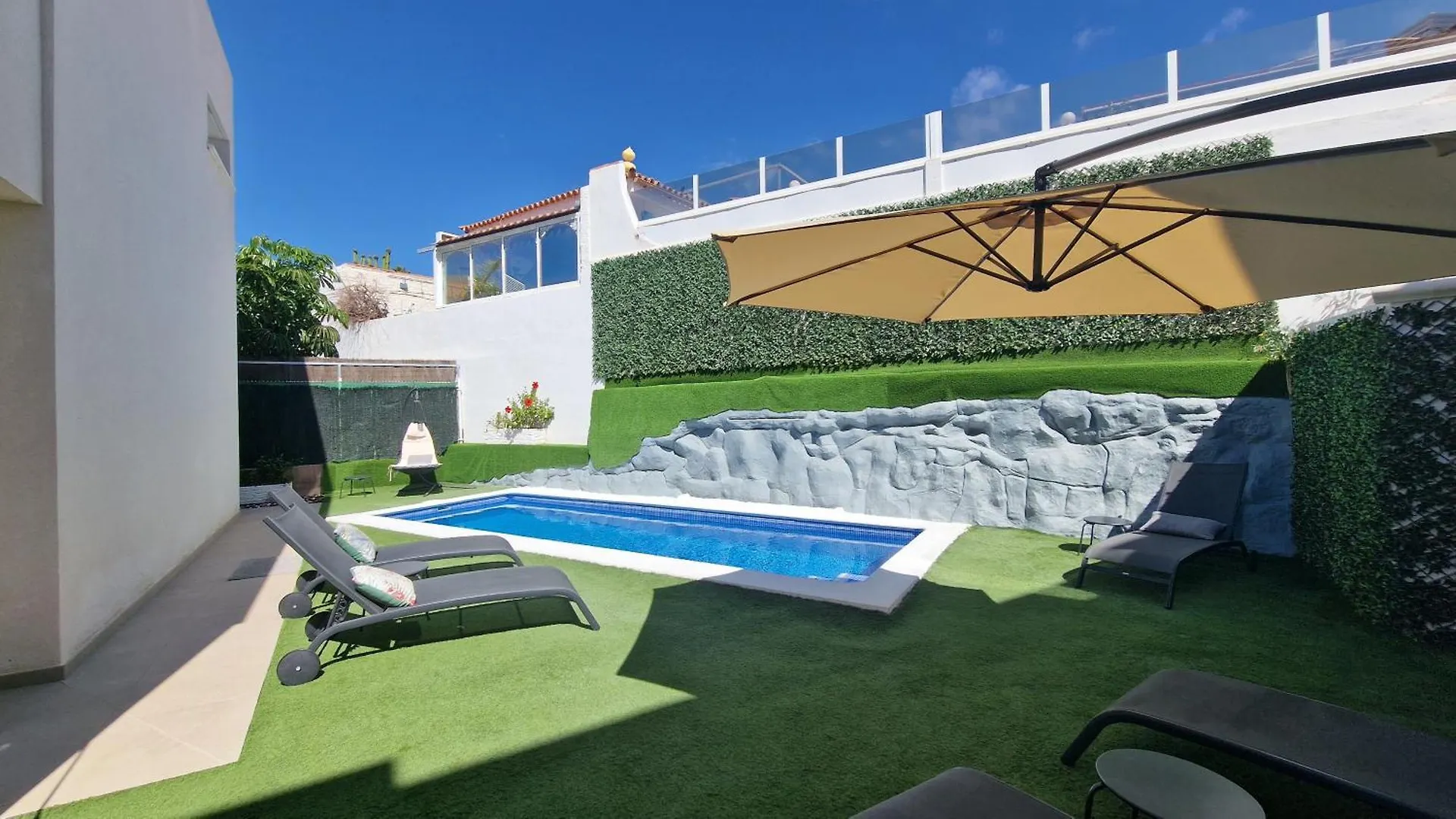 Villa Paraiso-Luxury Villa With Heated Pool Costa Adeje  0*, Costa Adeje (Tenerife)